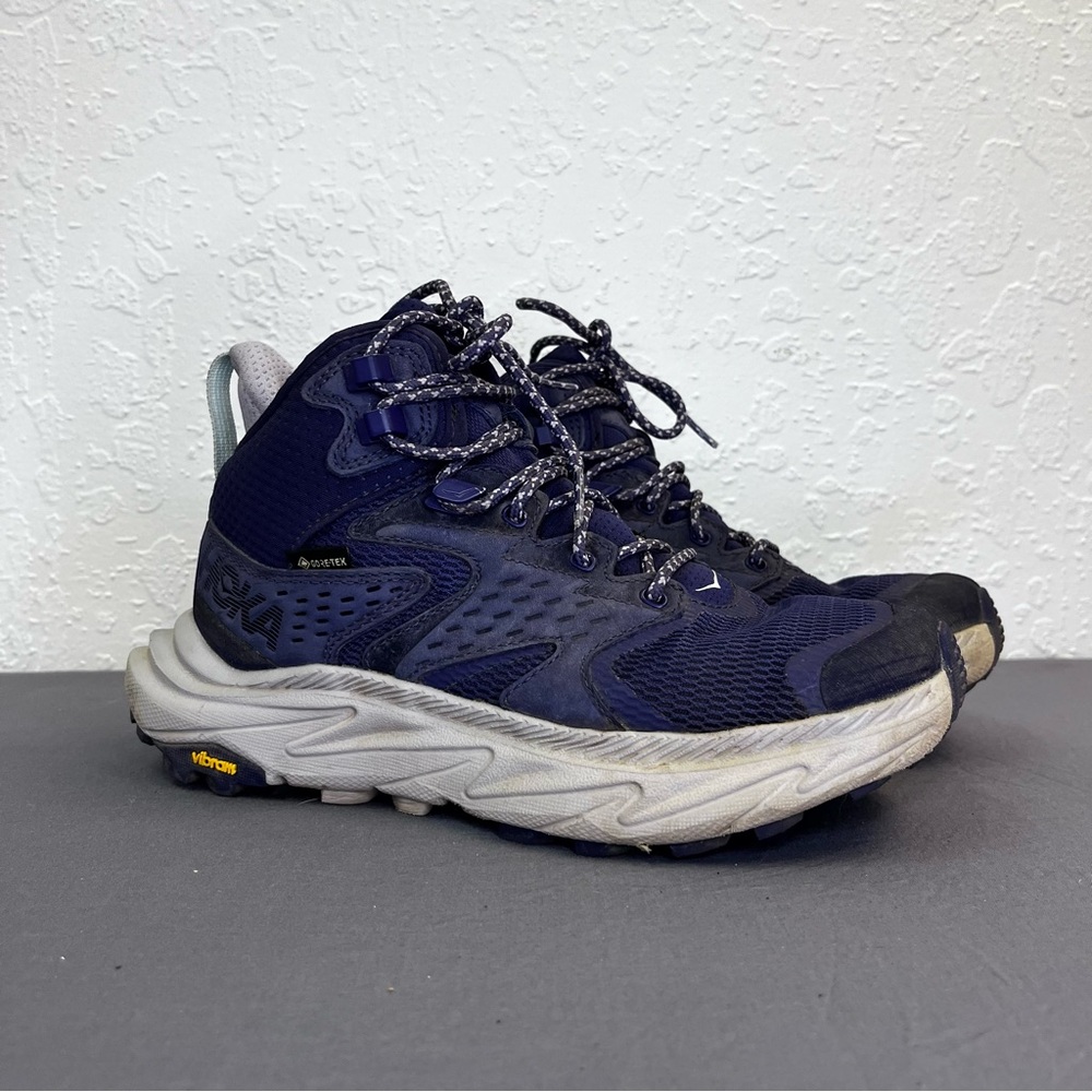 Women’s Hoka Anacapa 2 Gore-Tex Waterproof Mid Hiking Shoes.  Size 6 Night Sky